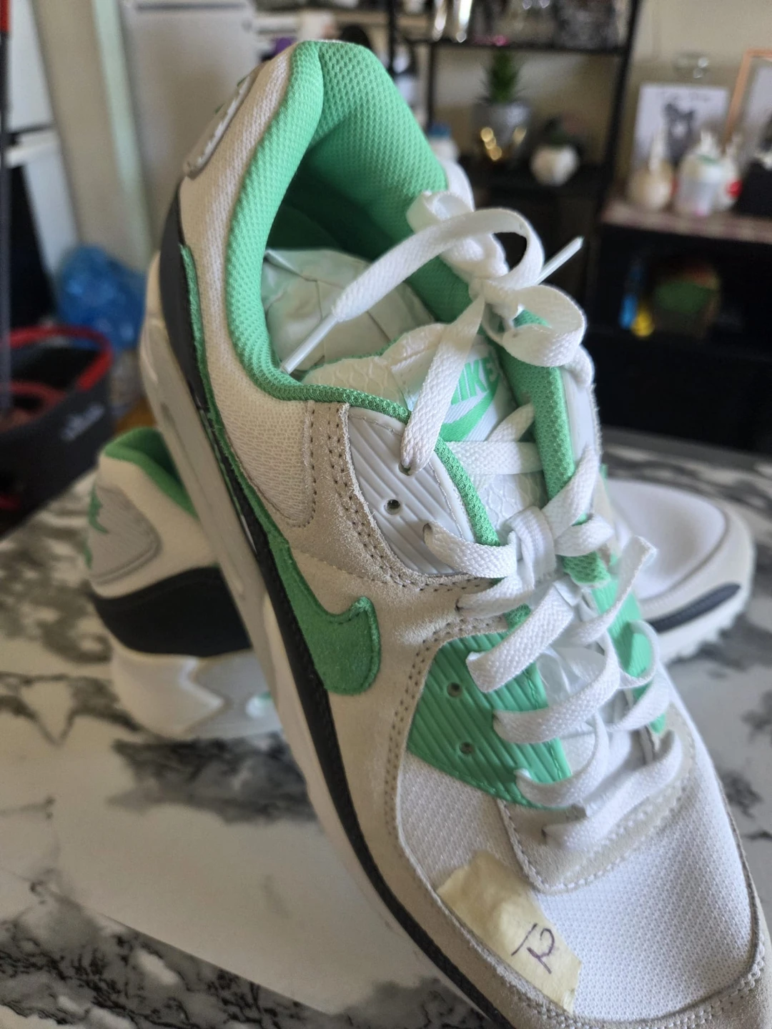 Nike Air Max 90 Sneakers