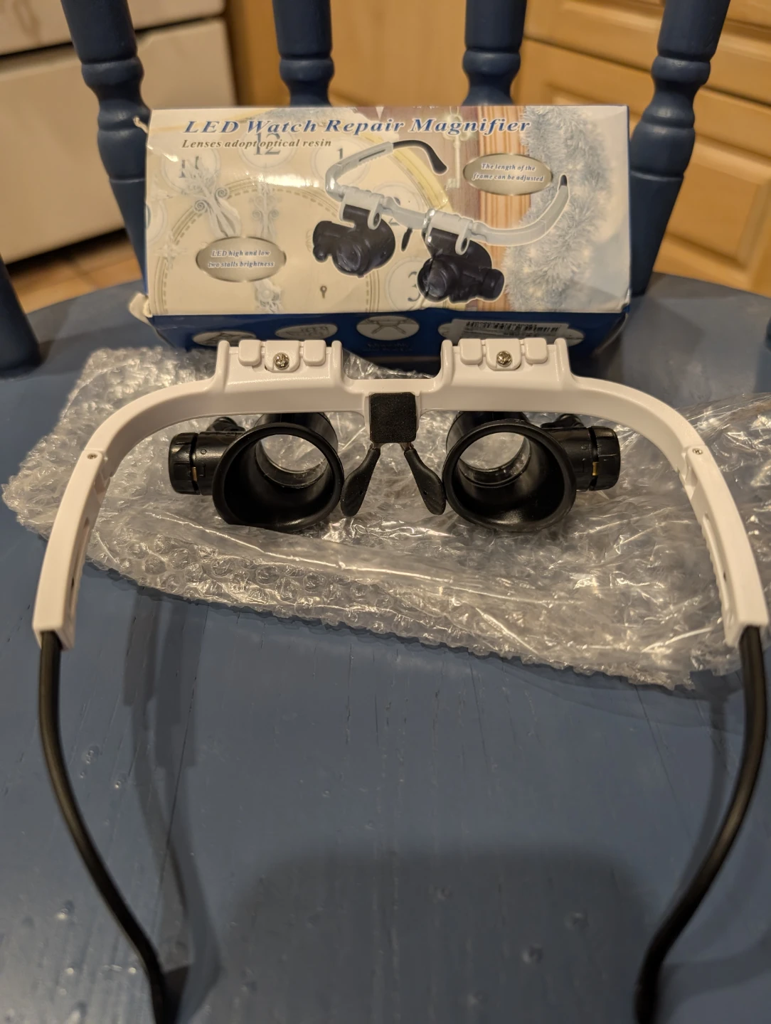 LED Magnifier Glasses - photo 2