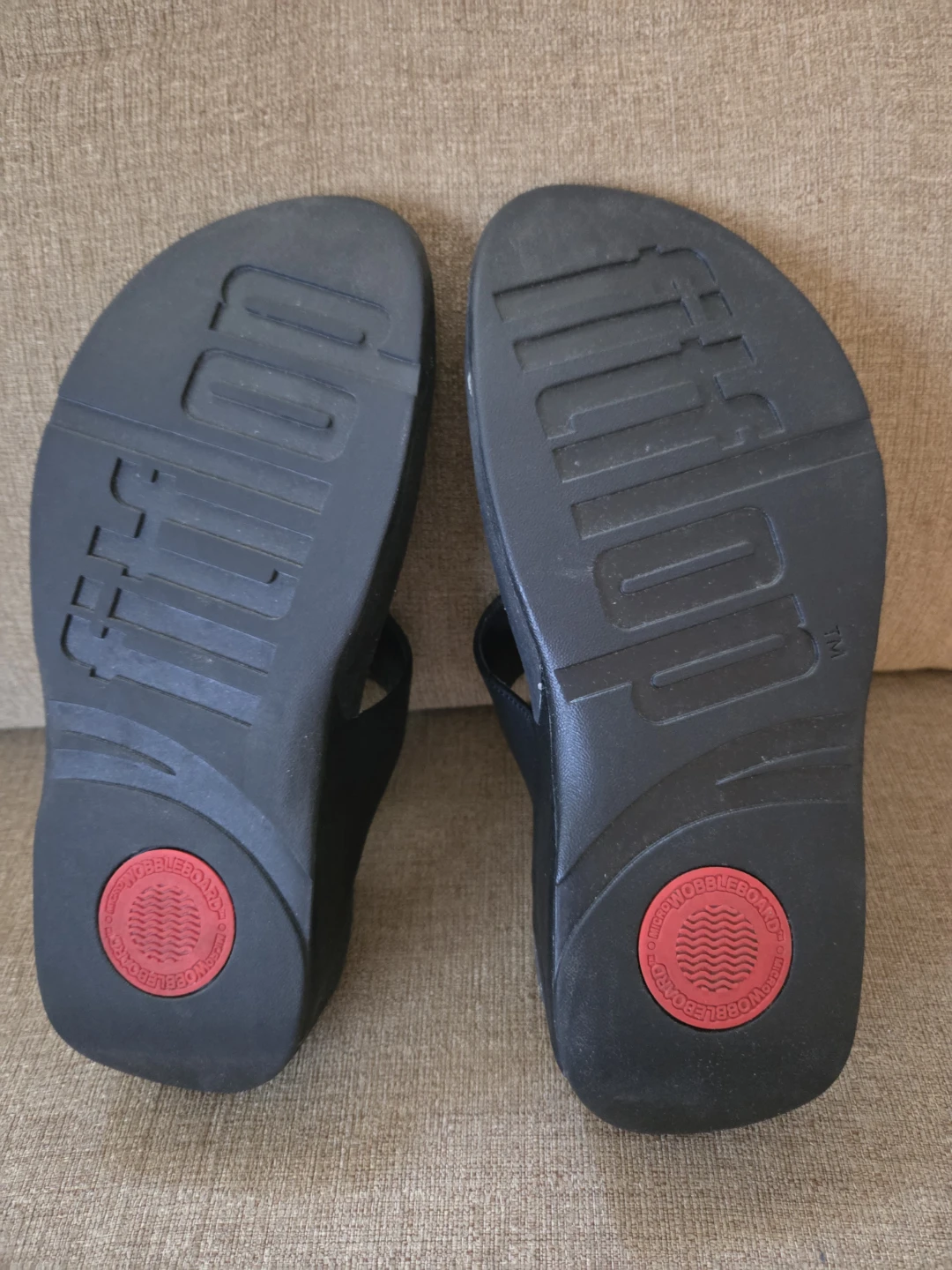 FitFlop Black Thong Sandals with Jewels - photo 3