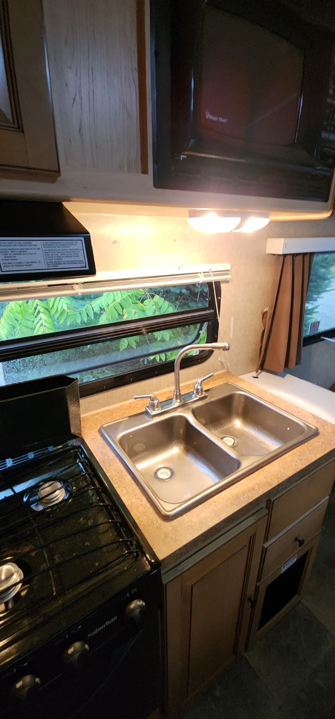RV - Mini Lite By Rockwood - photo 3