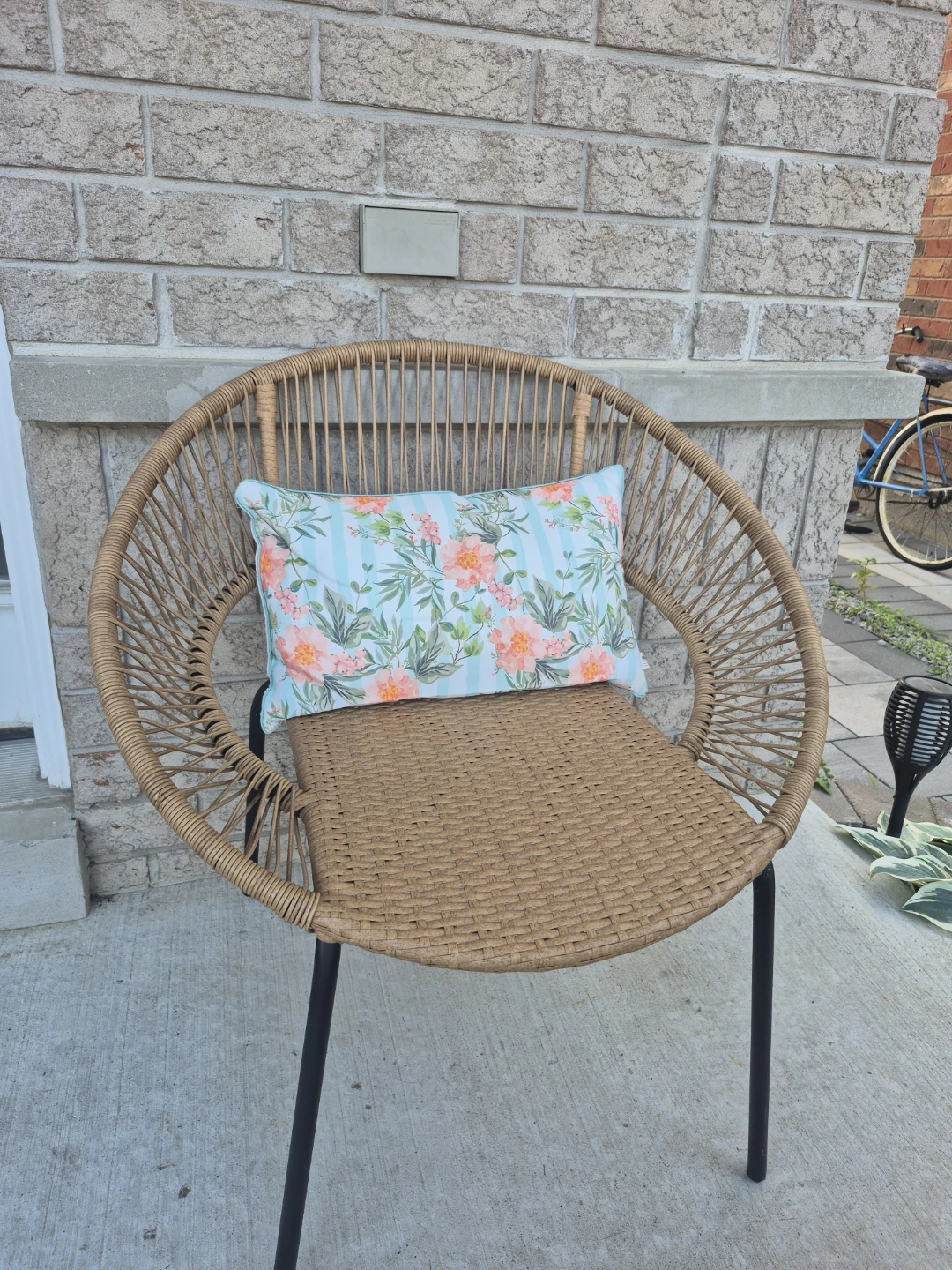 Decorative Accent Pillow - Floral Pattern