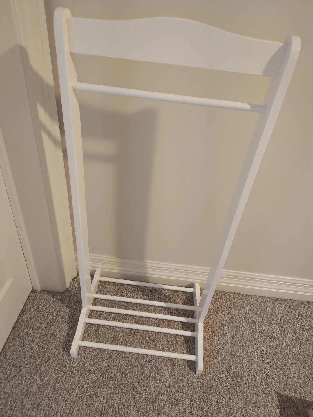 White Wooden Garment Rack with Shelf