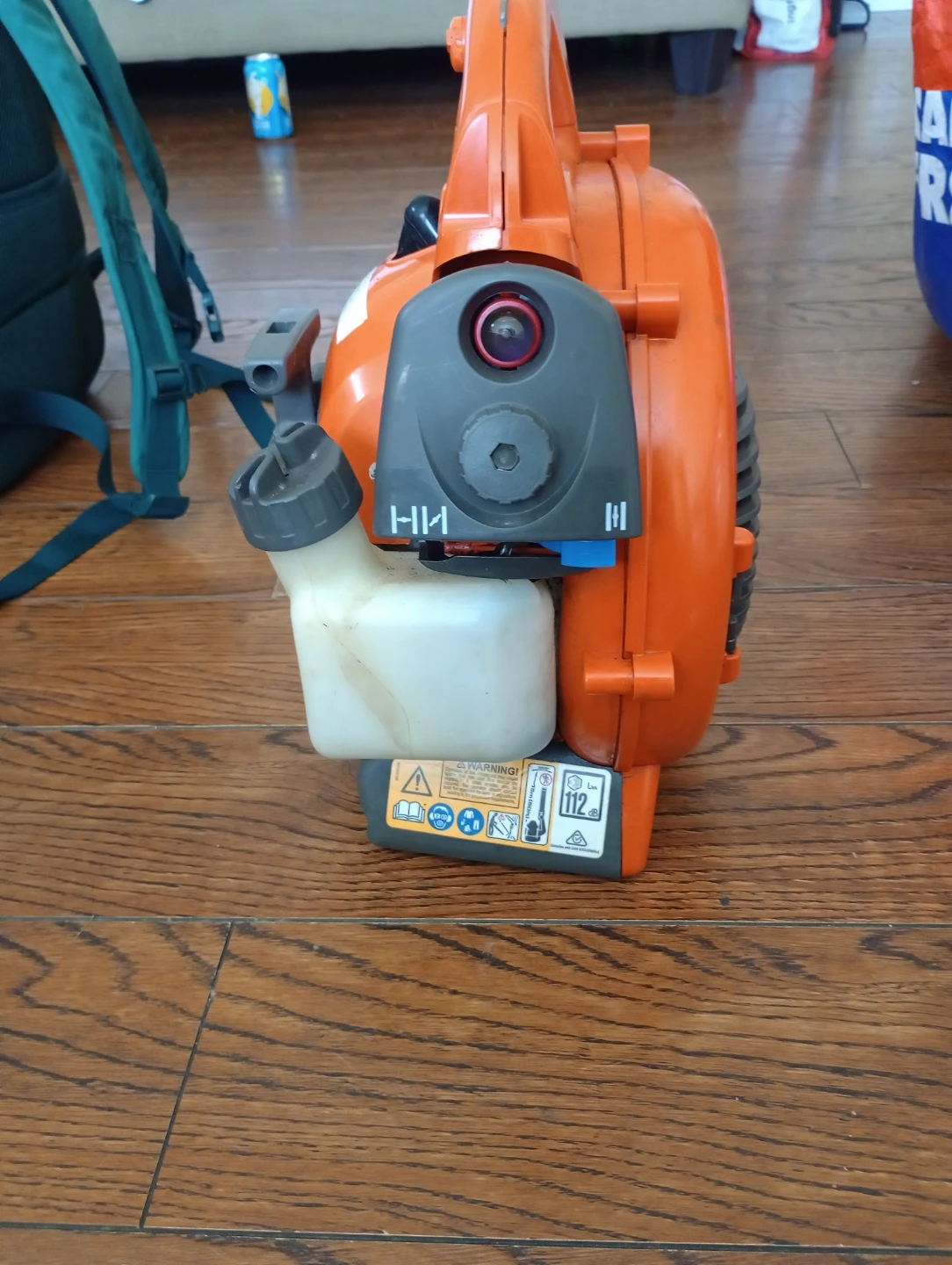 Husqvarna 125B Gas Leaf Blower - photo 3