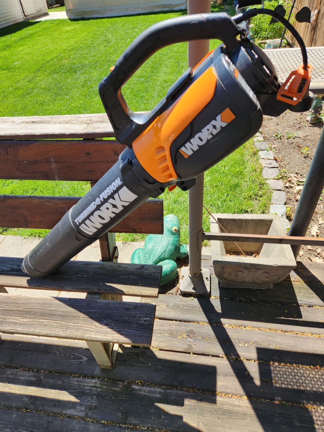 WORX Turbine Fusion Leaf Blower