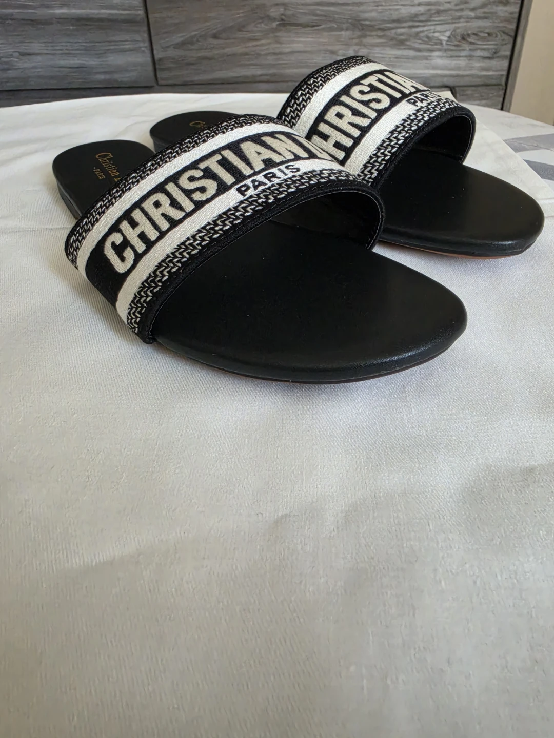 Dior Sandals Size 10 - photo 2
