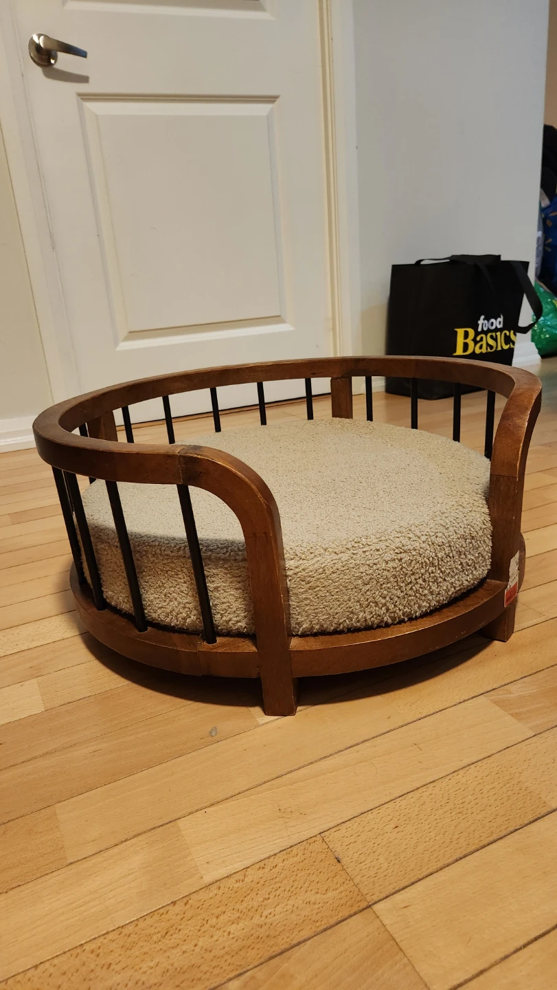 2 Wooden Pet Beds