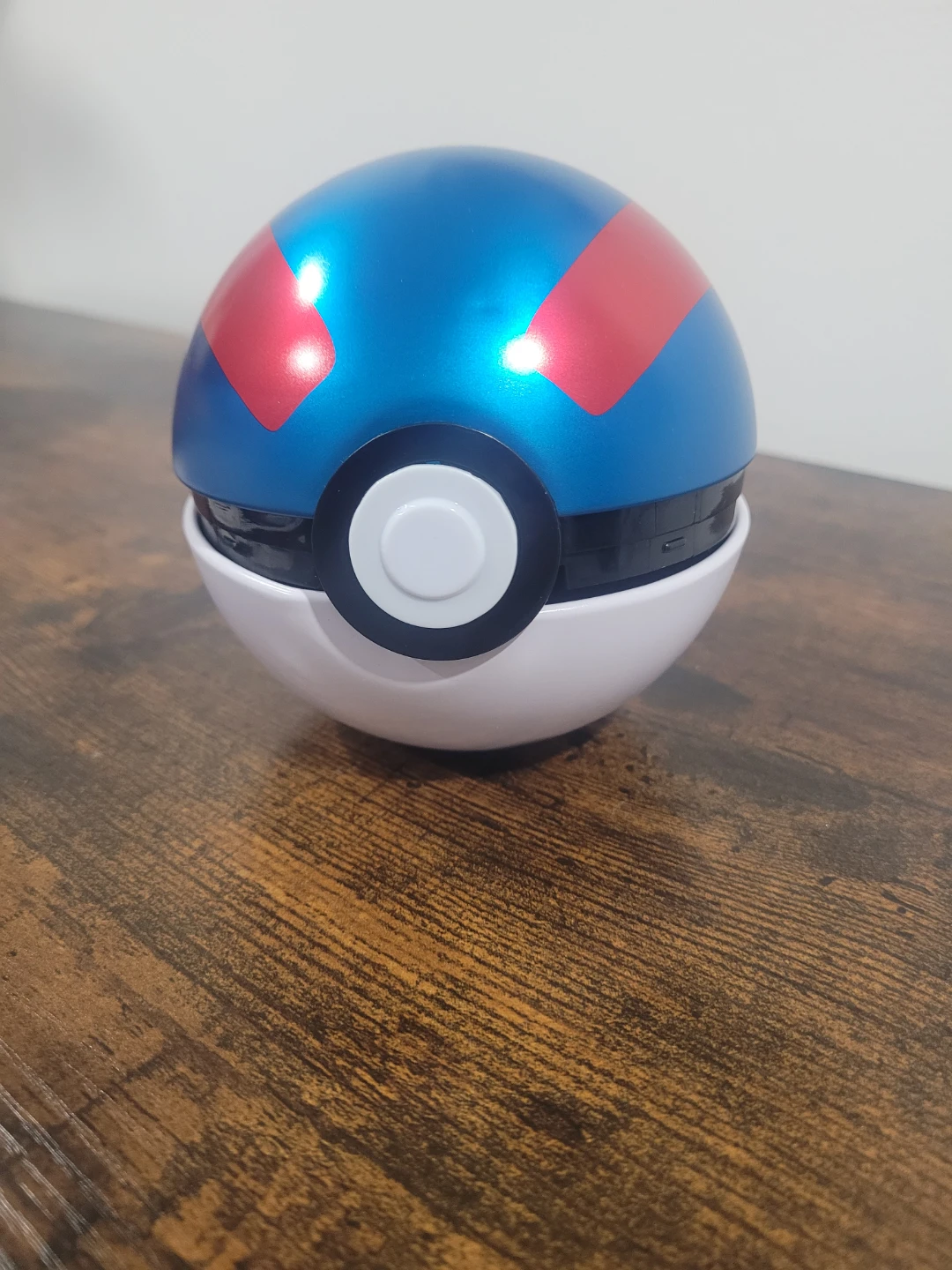 Poké Ball Great Ball Tin Container