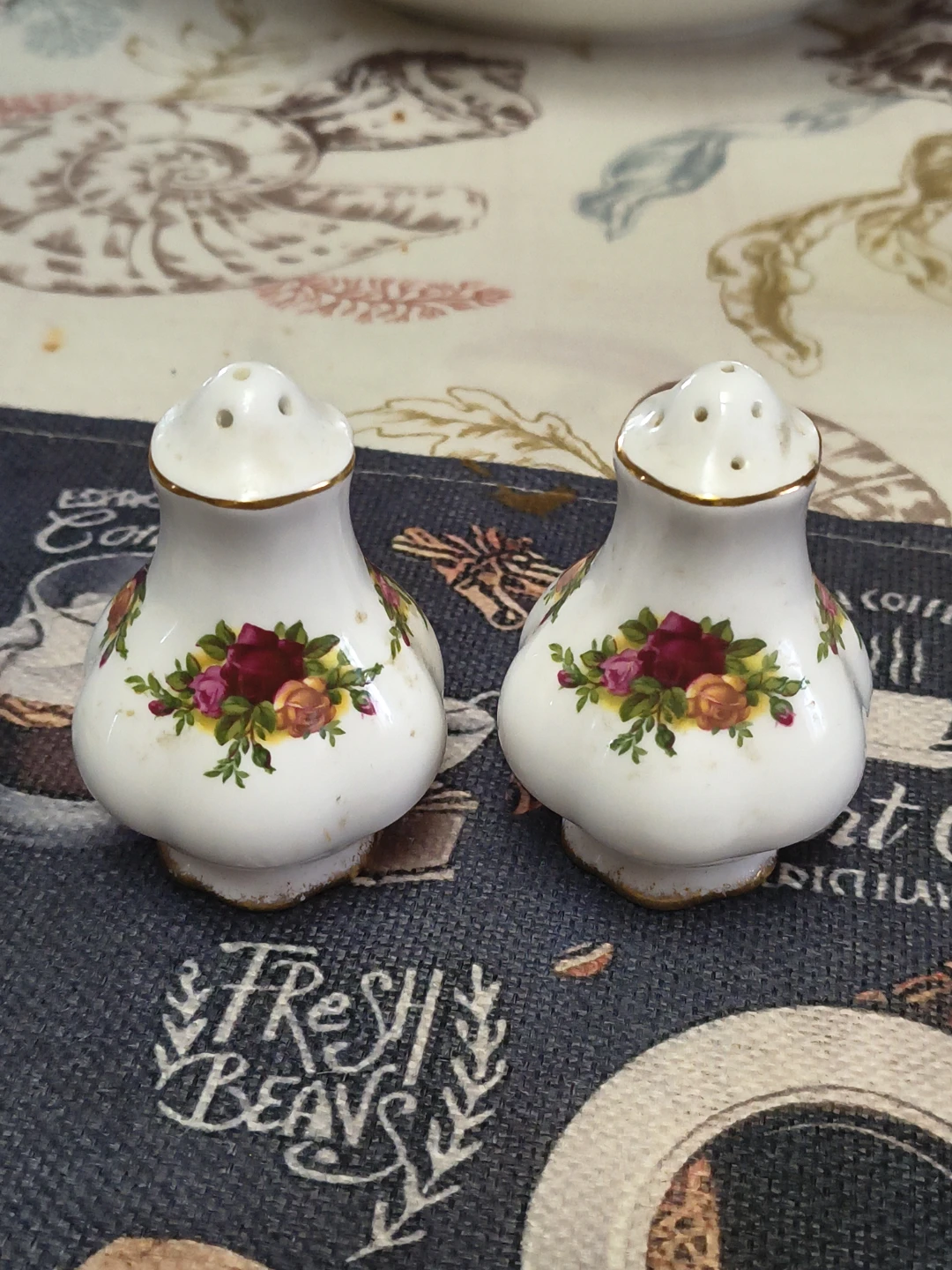 Royal Albert Old Country Roses Salt and Pepper Shakers