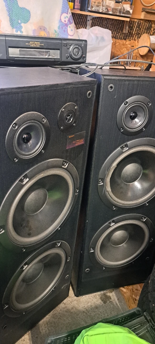 Sony SS-C721AV Speakers