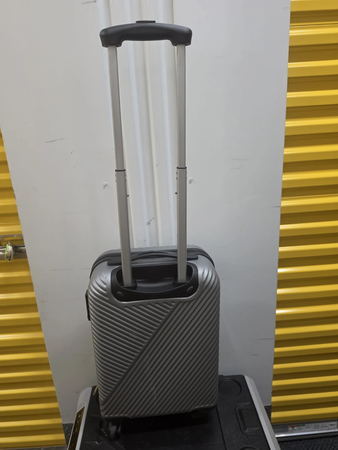 Silver Hardside Spinner Carry-On Suitcase - photo 5