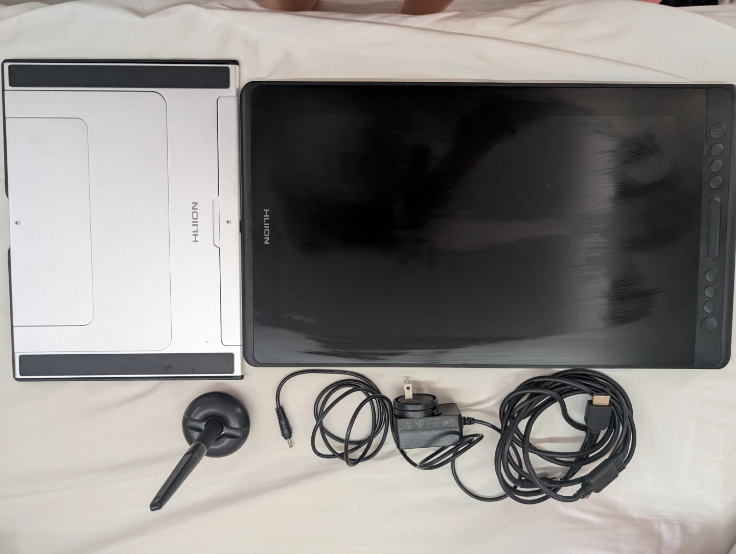 Huion Graphics Drawing Tablet Display with Accessories