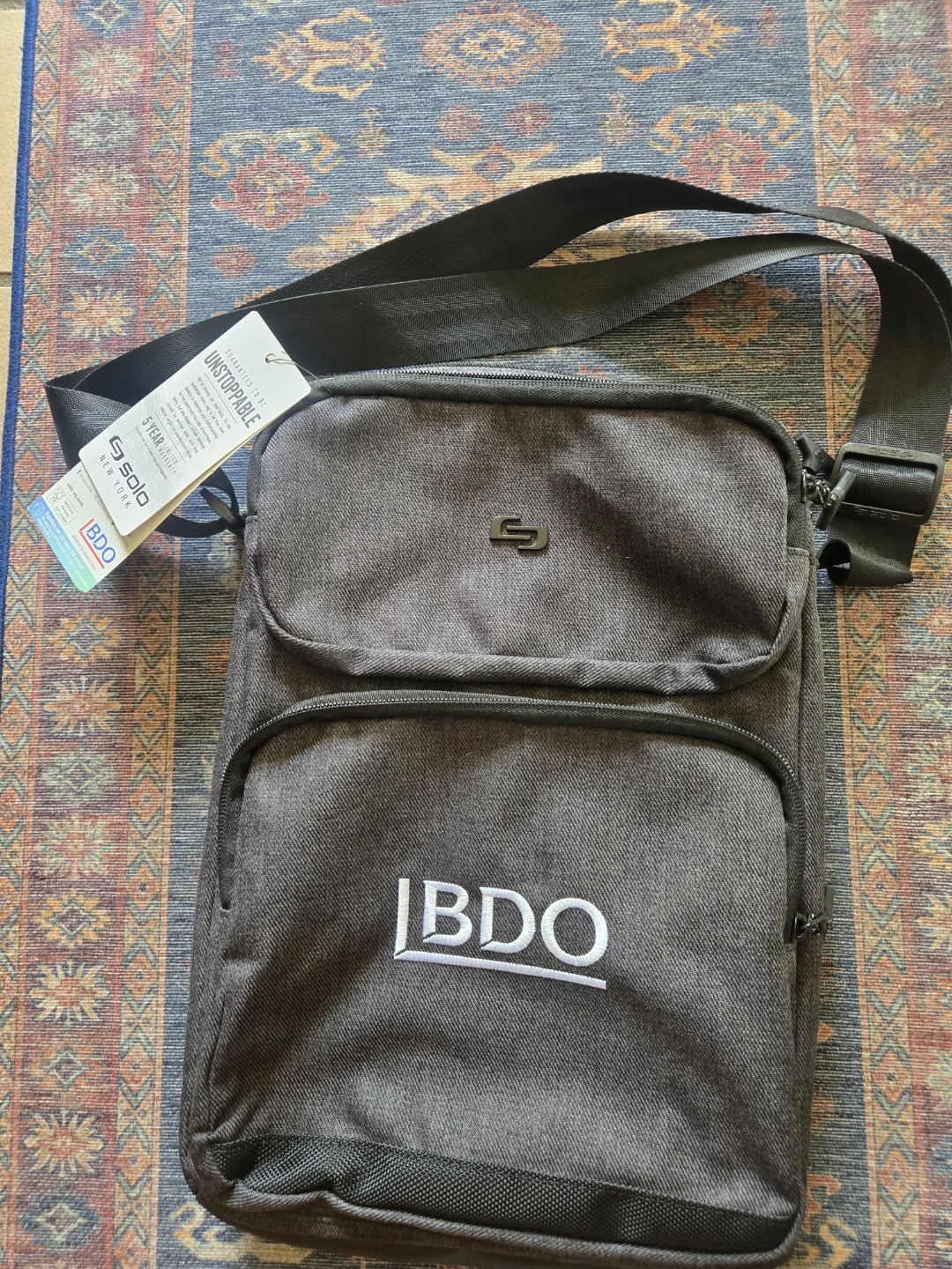New Solo New York Tablet Sling Bag With Tags