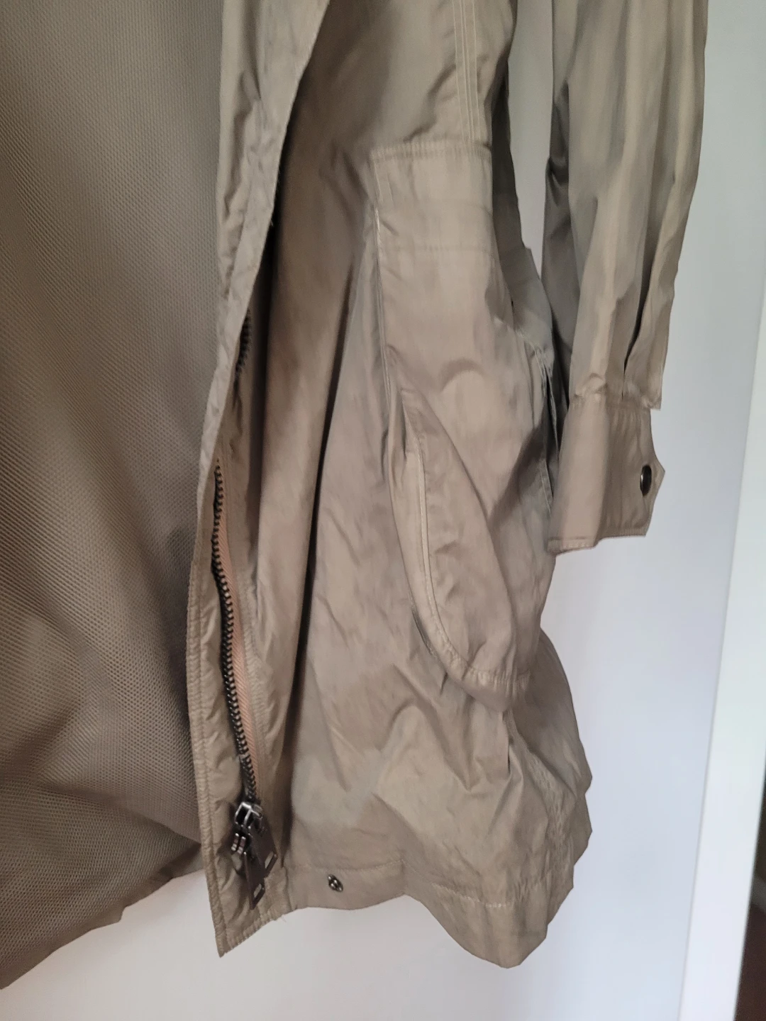 Burberry Trench Coat - photo 3