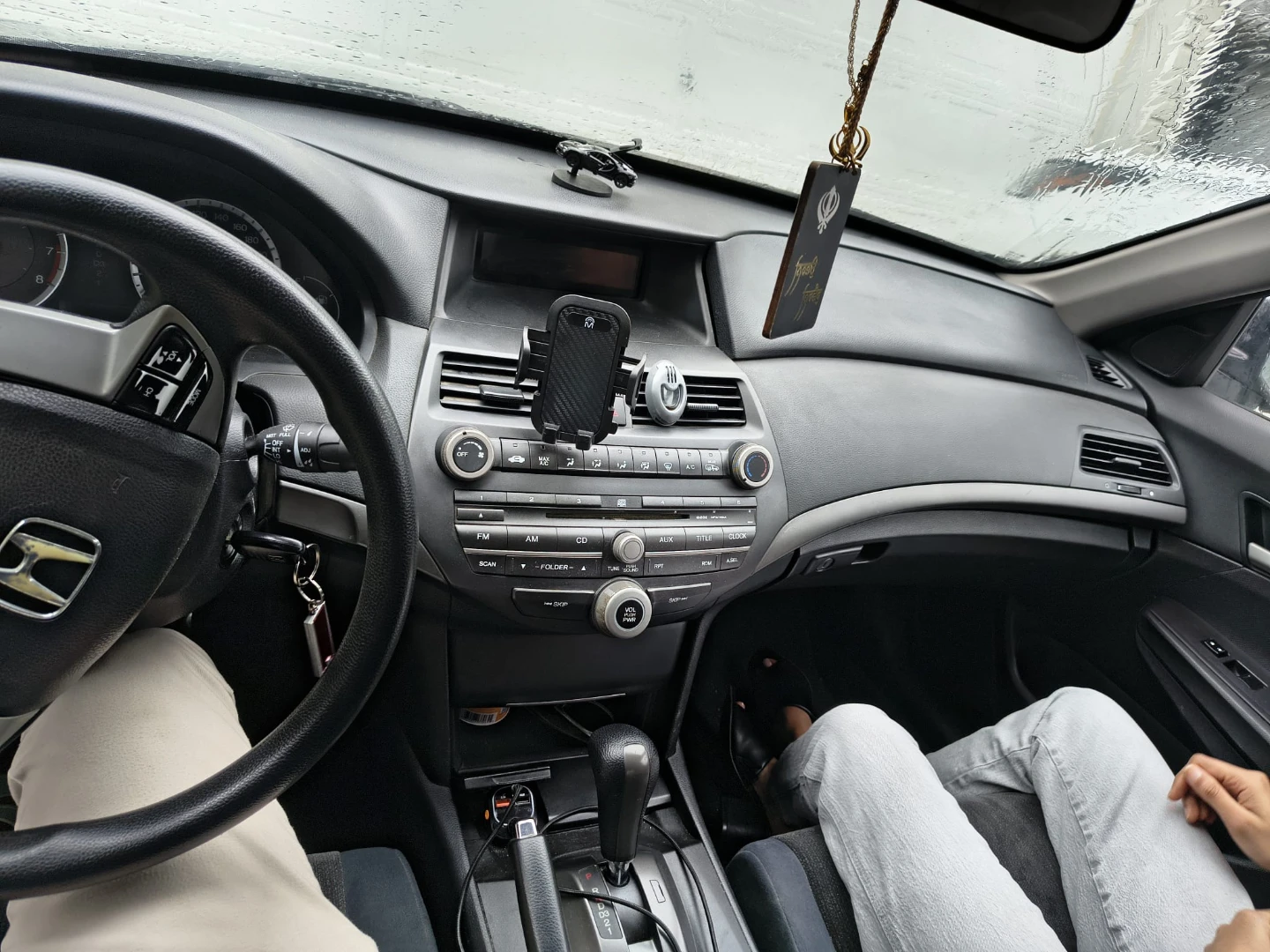 Honda Accord Sedan - photo 2