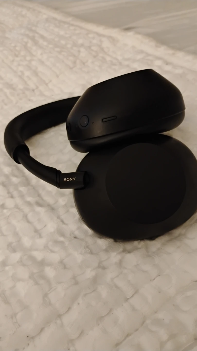 Sony WH-1000XM6 Wireless Noise Cancelling Headphones