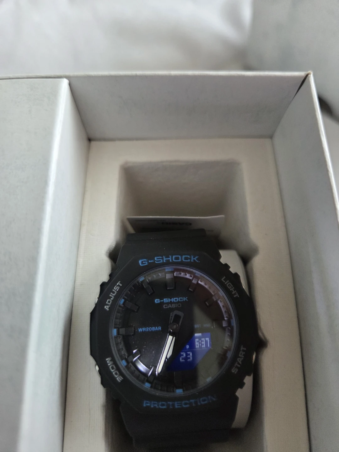 G-Shock Watch - very sleek - photo 3