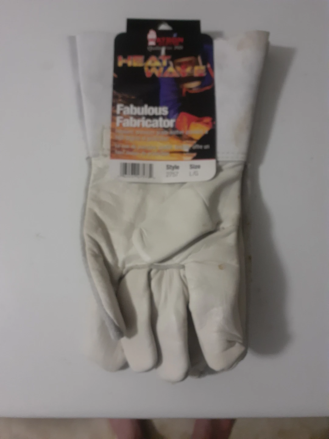 Welding helmet and gloves - photo 3