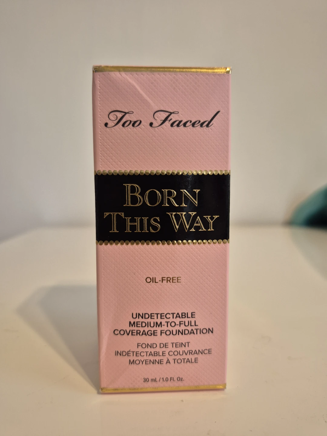 Too Faced Born This Way Undetectable Foundation
