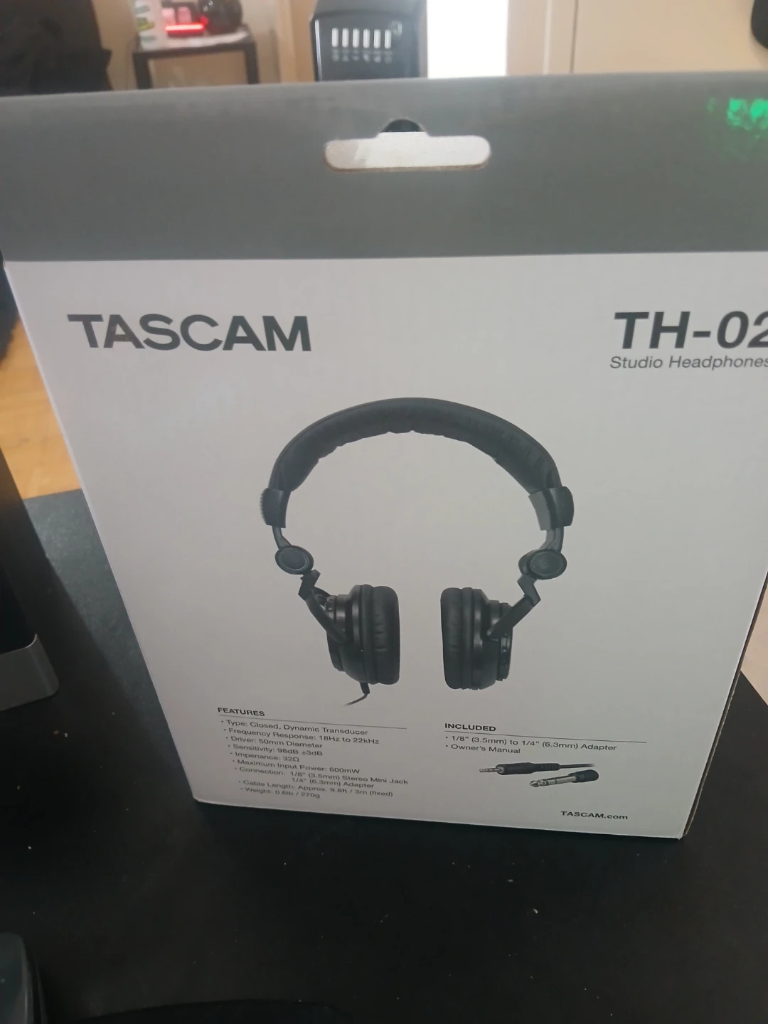 Tascam TH-02 Studio Headphones - photo 3