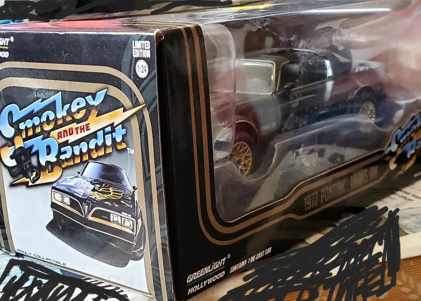 Greenlight 1:24 1977 Pontiac Trans Am Smokey and the Bandit - photo 2