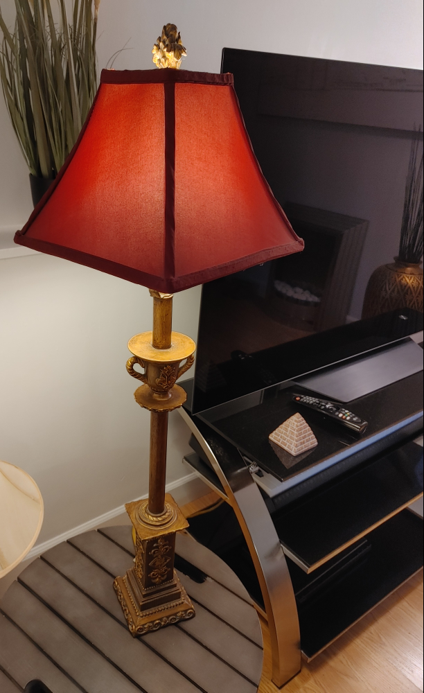 Table Lamp with Red Shade Max 60 WATT