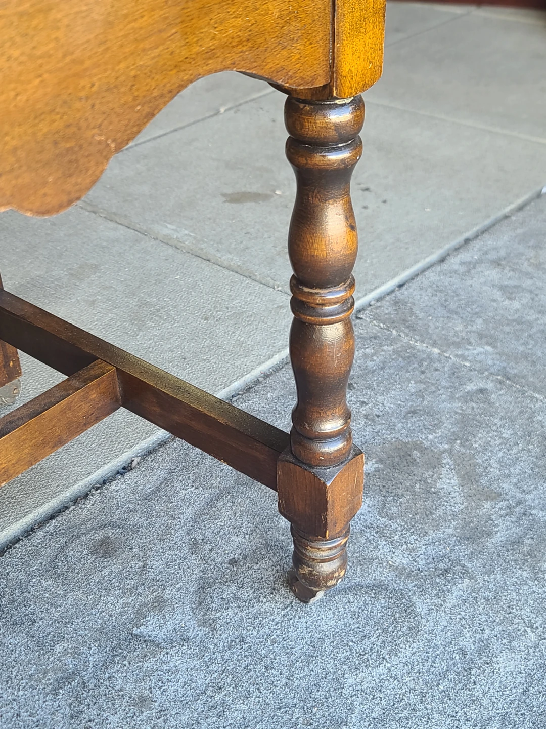 Vintage Solid Wood Buffet / Sideboard – Colonial Style - photo 5