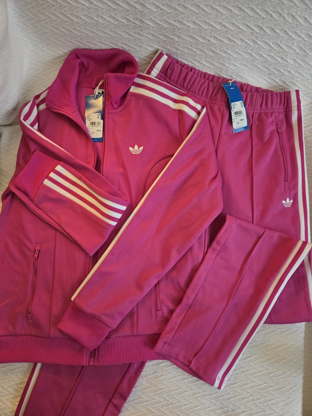 BRAND NEW ADIDAS TRACKSUIT SUIT