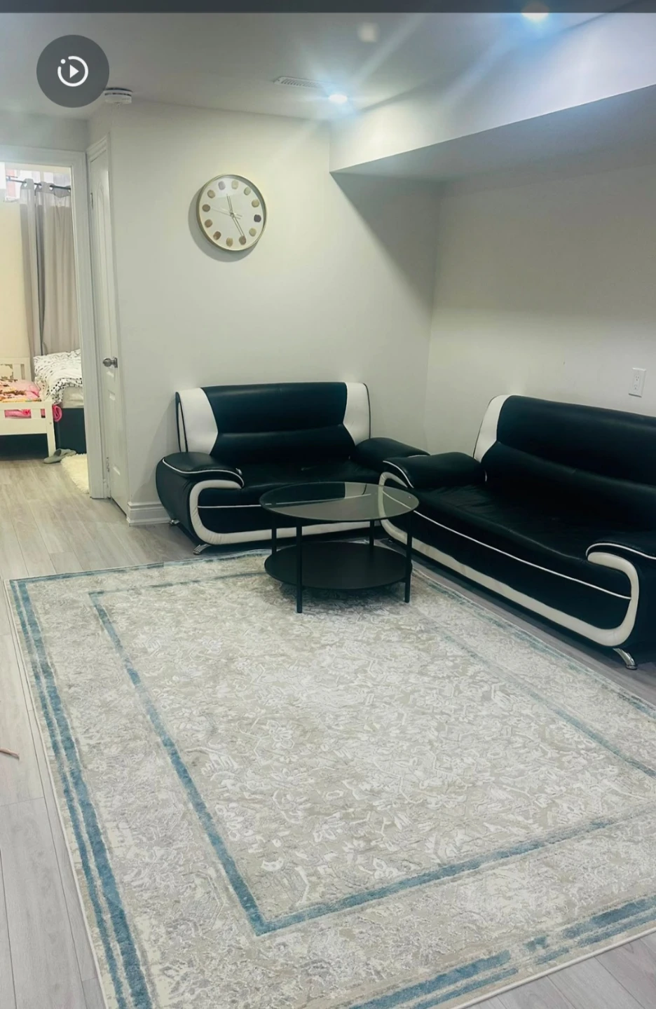 2bedroom  basement for rent - photo 3