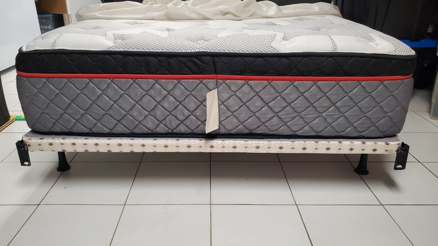 Like new double mattress, headboard, boxspring and frame - photo 2