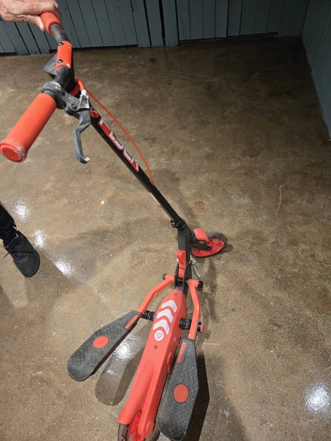 Red and Black Scooter - photo 2