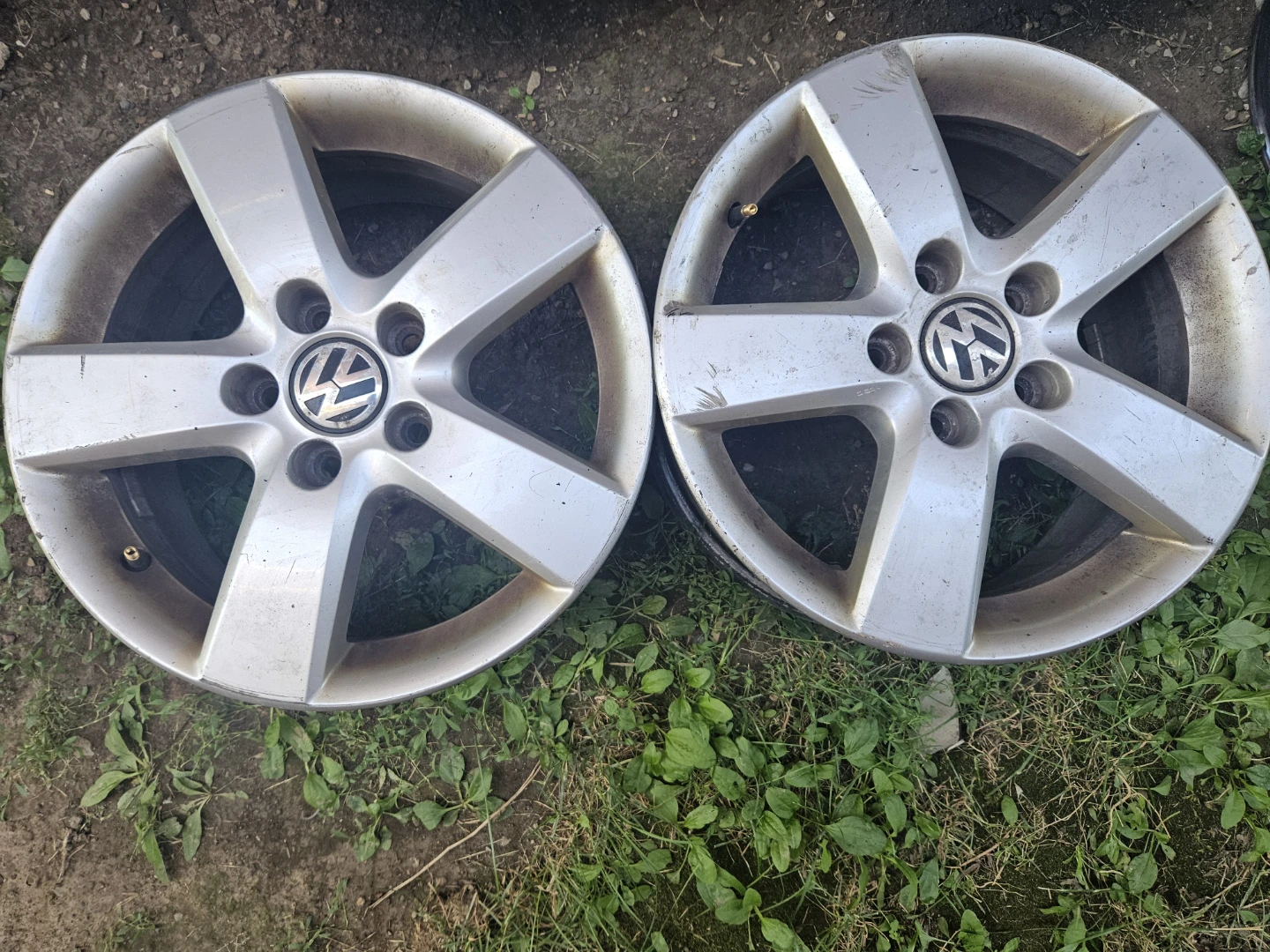 Volkswagen Alloy Wheels (Set of 2)