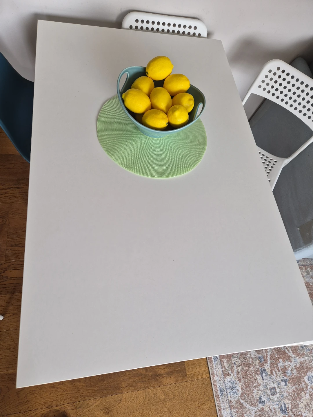 White Dining Table - photo 3