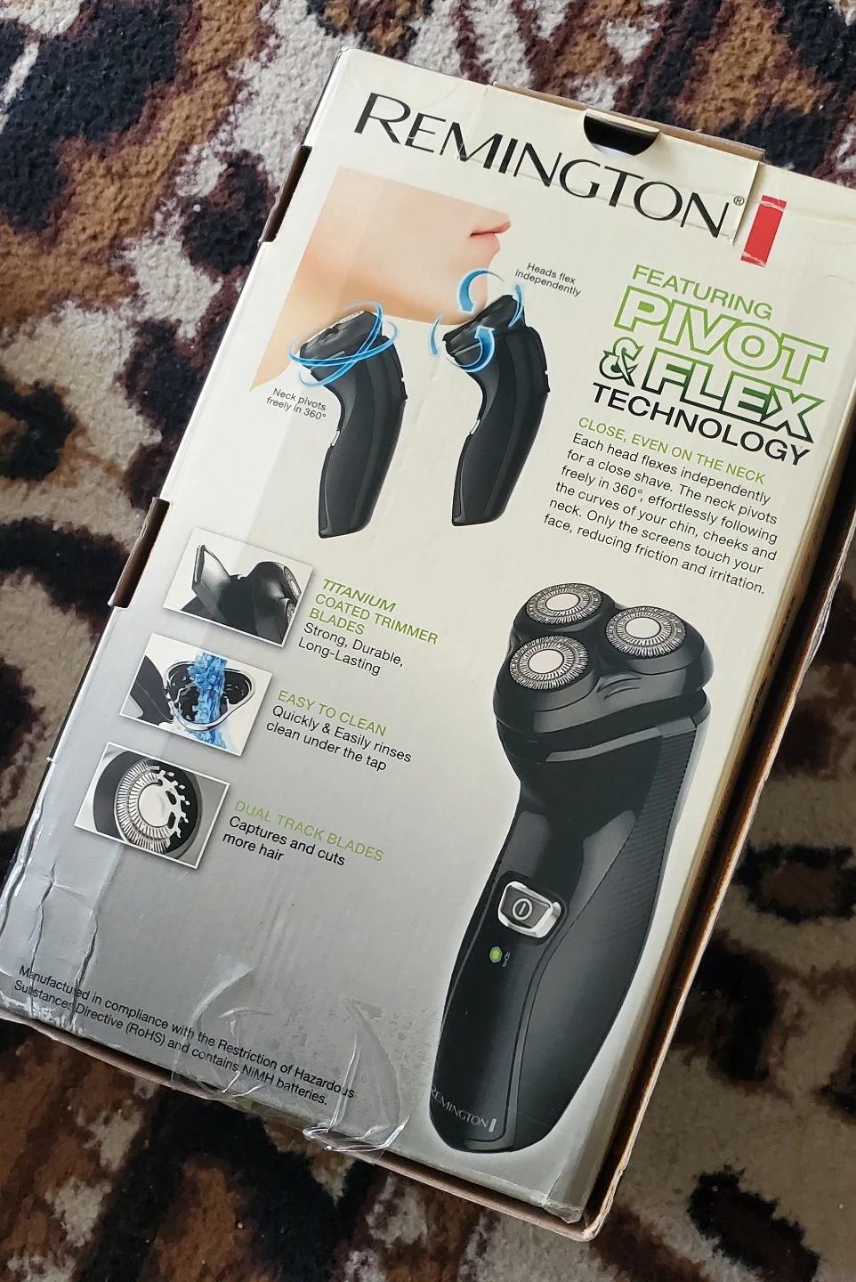 Remington R4 Rotary Shaver - photo 2