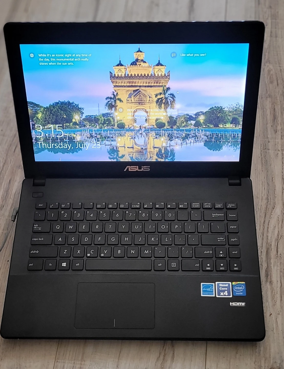 ASUS Notebook Computer - photo 2