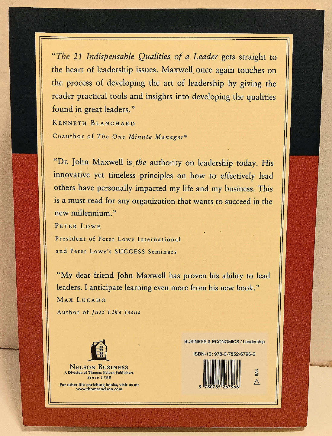 📚John C. Maxwell The 21 Indispensable Qualities of a Leader📚 - photo 2