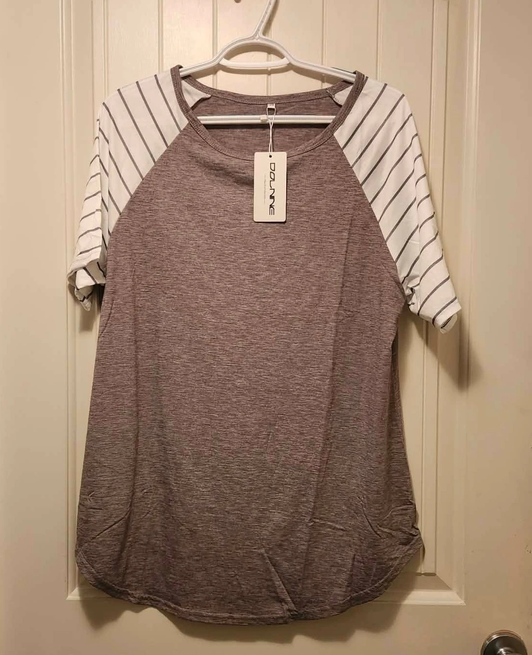 DOLINNE Women's Plus Size Raglan T-Shirt