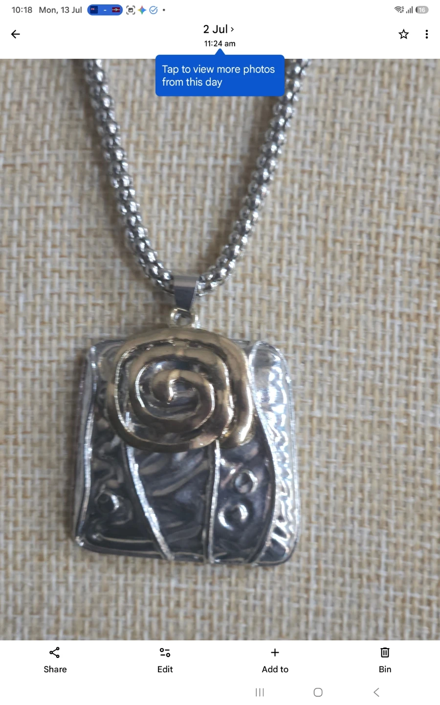 Silver and gold tone pendant necklace - photo 2