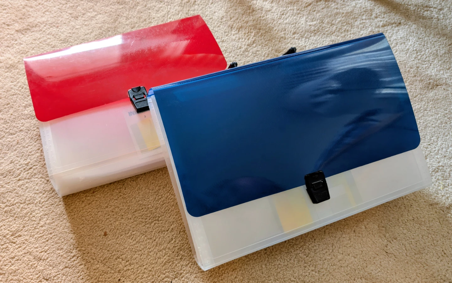 Two Plastic Accordion Document Folder with Handle - photo 2