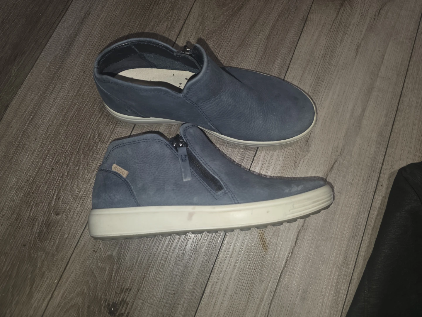 ECCO Soft 7 Boot Navy Leather Ankle Boots