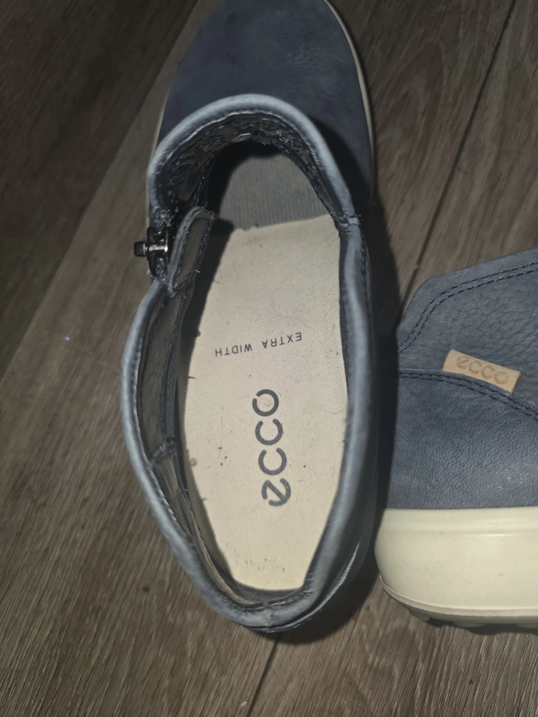 ECCO Soft 7 Boot Navy Leather Ankle Boots - photo 2
