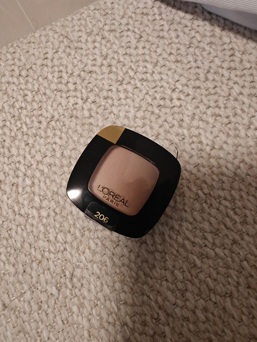 L'Oréal Colour Riche Eyeshadow 206 Mademoiselle Pink