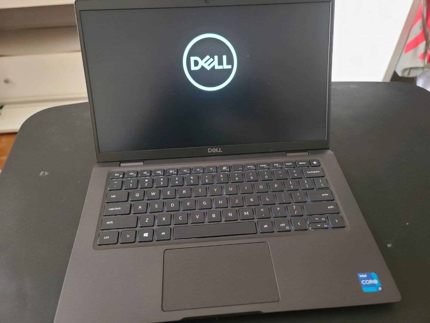 Dell Latitude 7320 Laptop - photo 2