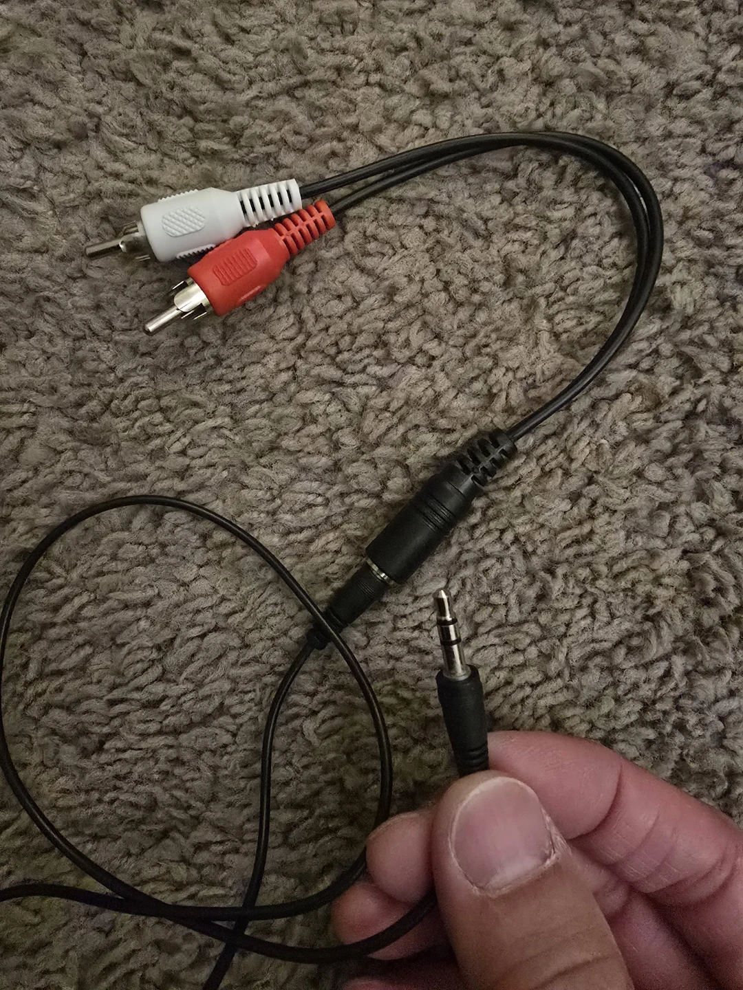 3.5mm Audio Jack to Dual RCA (Red and White) Audio/Video Cable - photo 3