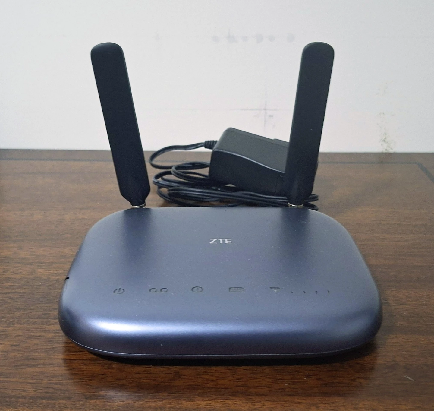 ZTE Wireless Router with Power Adapter