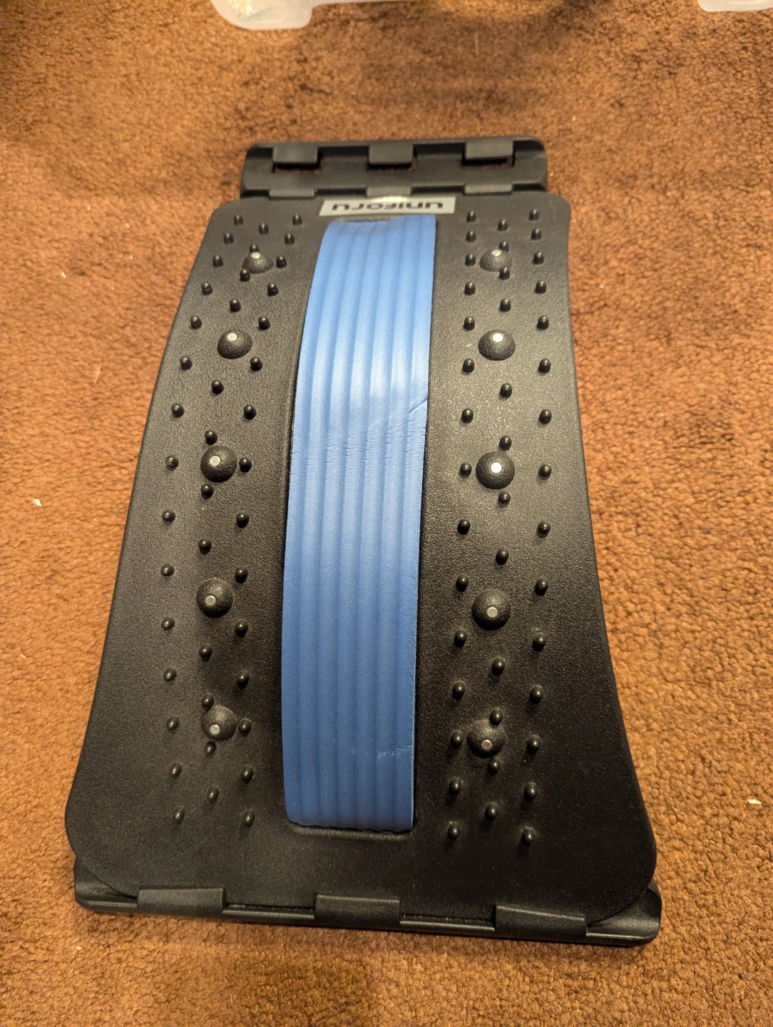 Uniforu Back Stretcher