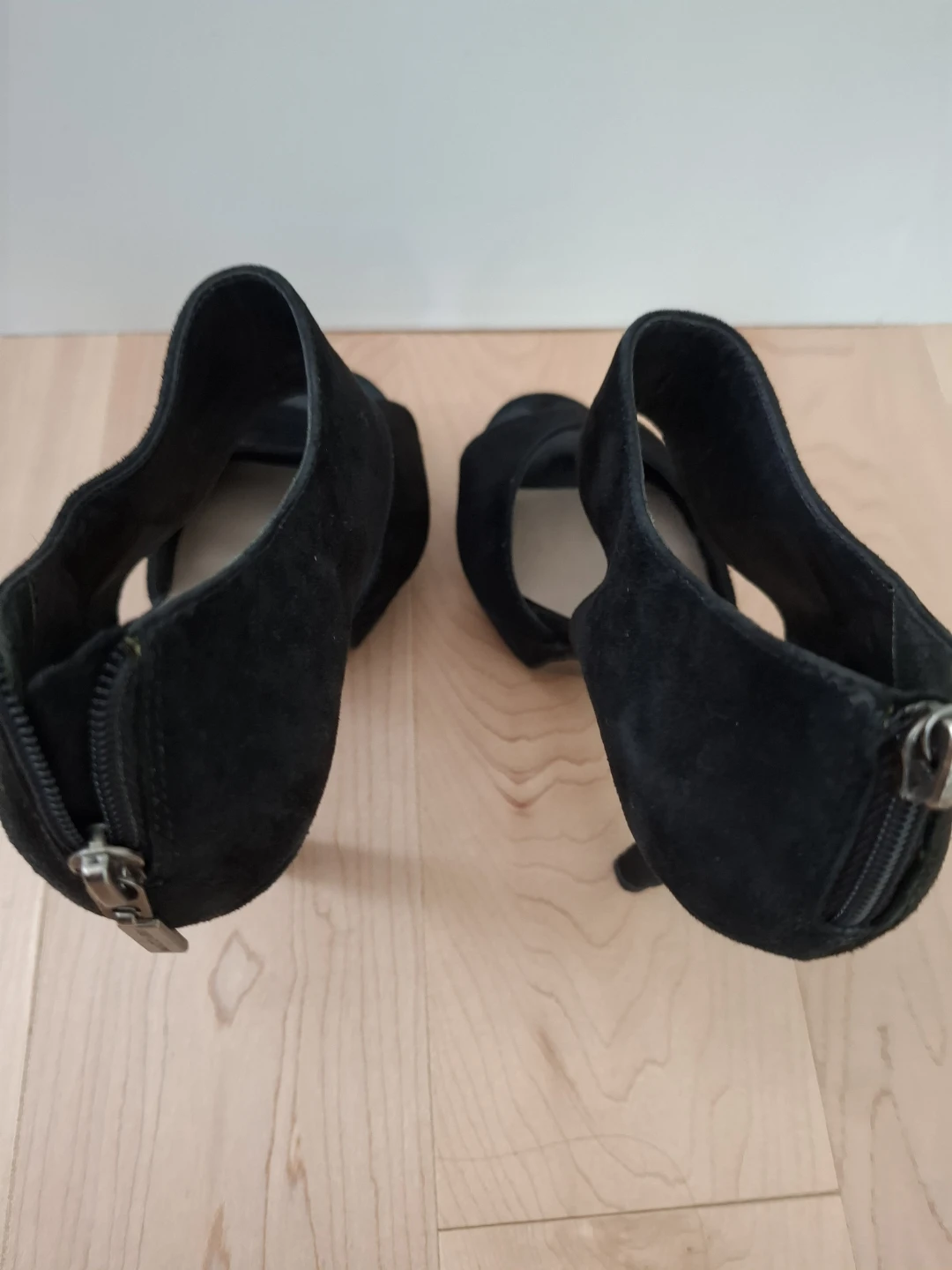 Mazzarri Black Suede high-heeled shoes Size 5.5 - photo 2