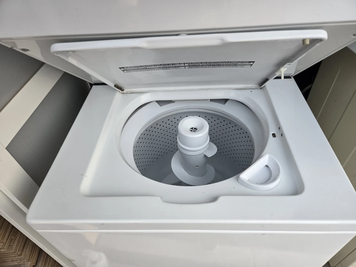 AMAZING Inglis Stackable Washer and Dryer - photo 5