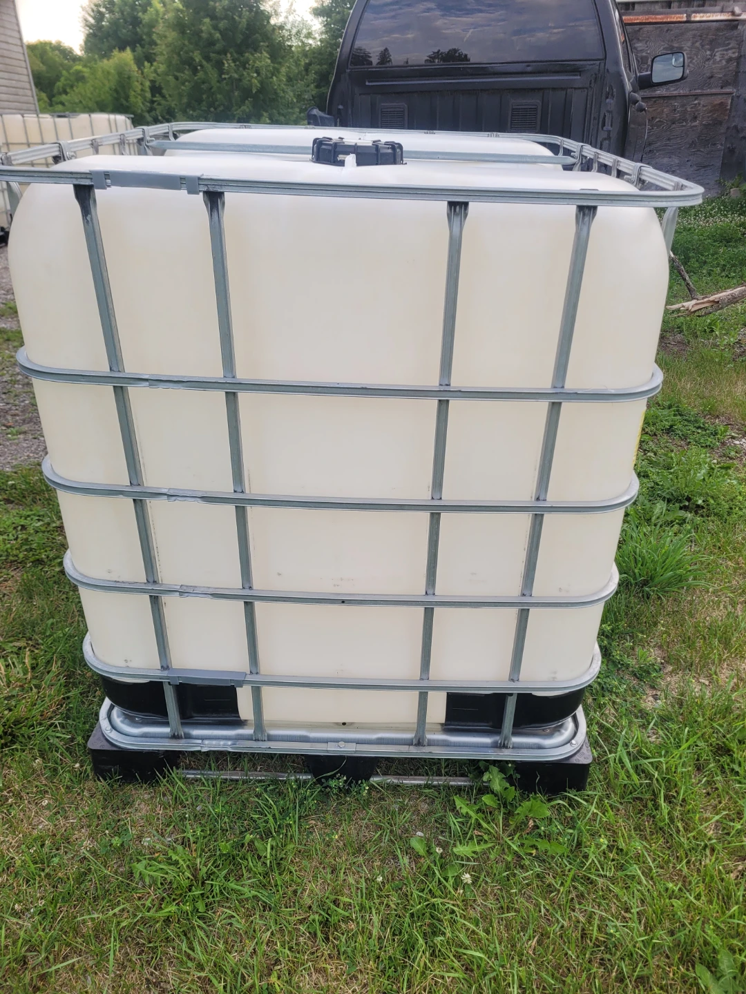 Used IBC Tote  watertank 1000L - photo 3