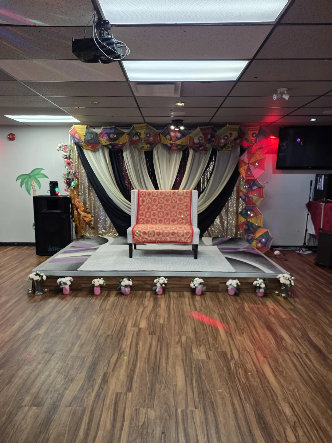 Hangout Party Hall Rental and Catering - photo 3