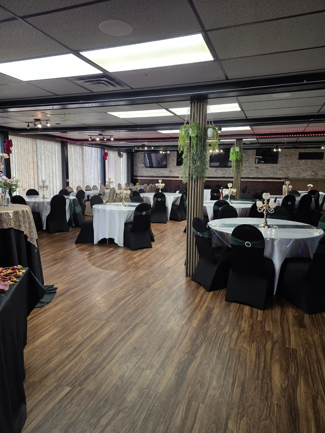 Hangout Party Hall Rental and Catering - photo 4